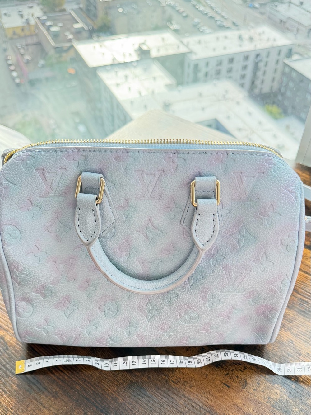 Speedy 25 NO BRAND comes with lock & Key